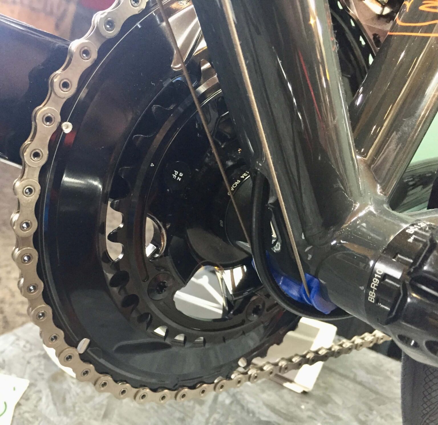 Internal Gear Cable Routing – Novice Frame Builder